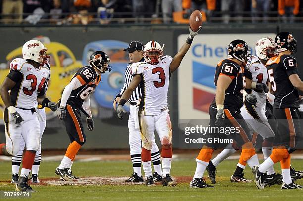 Christian Varner Emerald Bowl Photos and Premium High Res Pictures - Getty Images