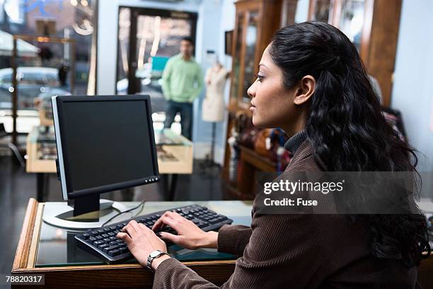 Computer Business Owner 6,647 Microsoft Retail Store Stock Photos, High-Res Pictures, and ...