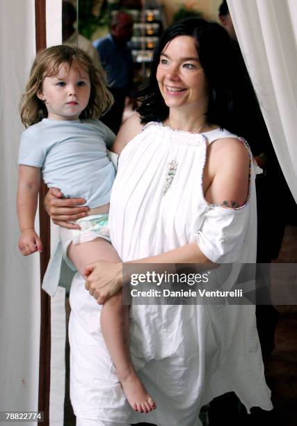 Bjork and daughter Isadora