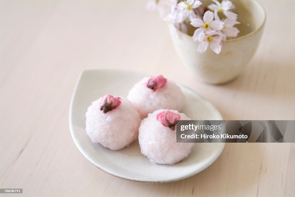 Sakura mochi