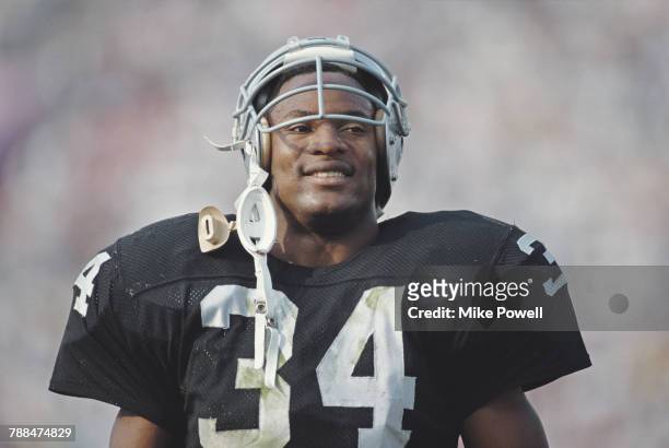 Bo Jackson, Full Back for the Los Angeles Raiders during the American Football Conference West game against the Kansas City Chiefs on 15 October 1989...