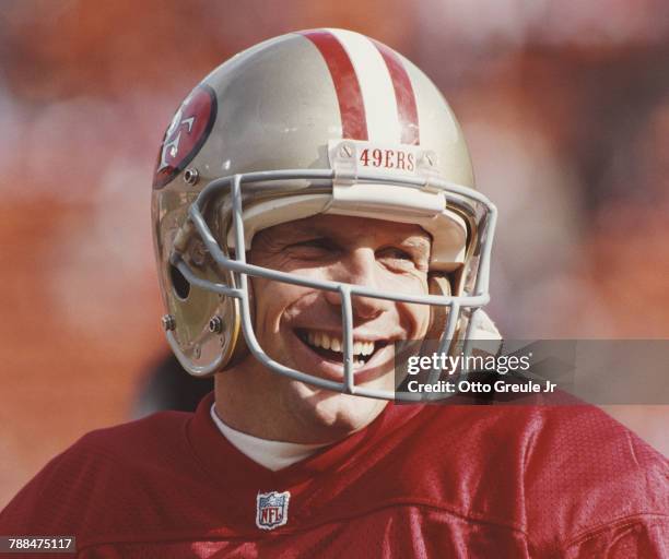 Joe Montana, back up Quarterback for the San Francisco 49ers during the National Football Conference West Divisional Championship game against the...