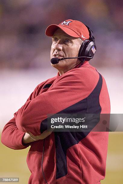 Miami University RedHawks Head Coach Terry Hoeppner during a 17 to 13 loss to the Iowa State Cyclones on December 28, 2004 at the Independence Bowl...