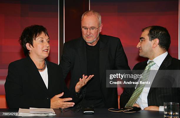 German Justice Minister Brigitte Zypries, Hans Scholten, director of the help youth center 'Raphaelshaus' and Oezcan Mutlu of Germany's Buendnis 90 /...