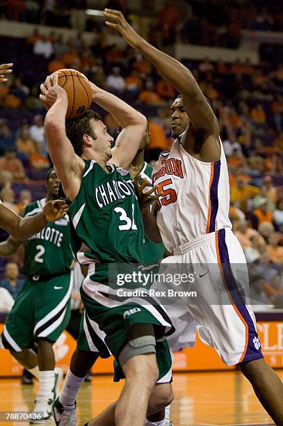 Trevor Booker of the Clemson Tigers defends on Charles Dewhurst of the Charlotte 49ers during the second half on January 9, 2008 at Littlejohn...