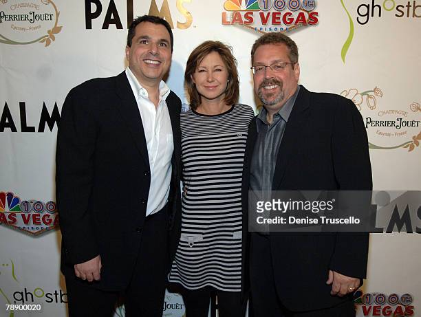 Executive producers of "Las Vegas" Matt Pyken, Kim Newton and creator and executive producer of "Las Vegas" Gary Scott Thompson arrive at the "Keys...