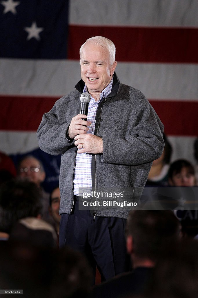 John McCain Campaigns In Michigan