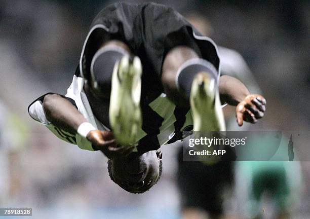 Fbl-Afr2008-GpB-NGR-Martins,PROFILE" This file picture dated 28 September 2006 shows Newcastle United's Obafemi Martins celebrating after scoring...