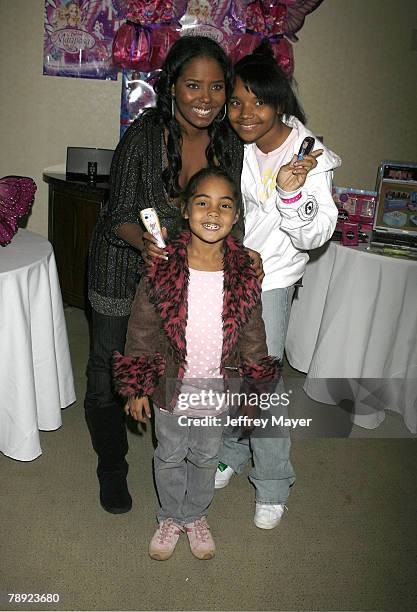 Shar Jackson and children attend the Boom Boom Room Gifting Wonderland at the Century Plaza Hotel on January 11, 2008 in Century City California.