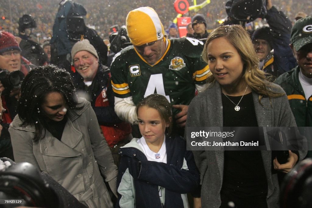 Seattle Seahawks v Green Bay Packers