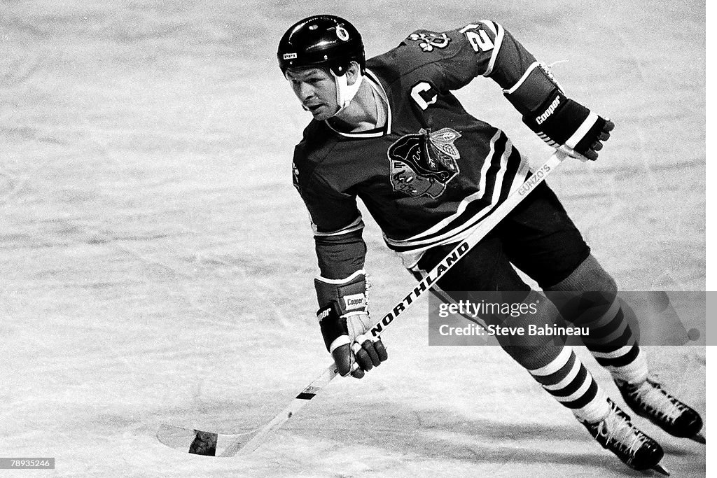 Chicago Blackhawks v Boston Bruins