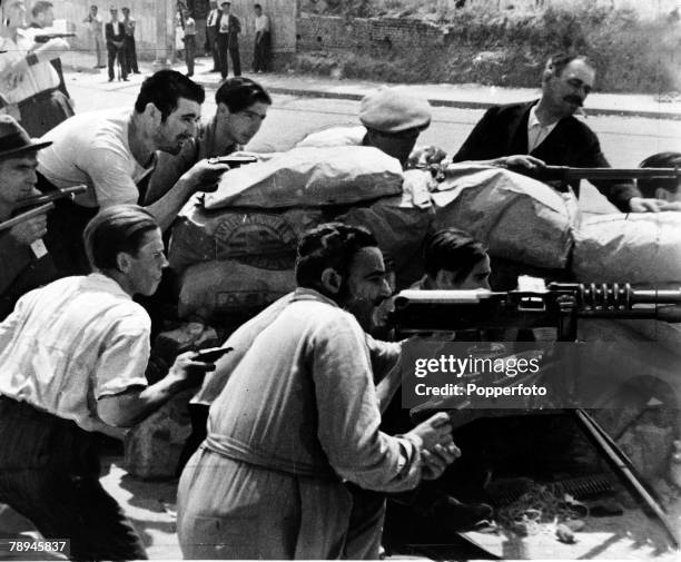 War and Conflict, Spanish Civil War , pic: 23rd July 1936, Civil militiamen fire upon rebels in the Madrid Montana barracks, With what started as a...