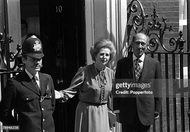 Personalities, Politics, pic: 8th March 1981, British Prime Minister Margaret Thatcher with Egyptian President Anwar Sadat at No 10 Downing Street,...