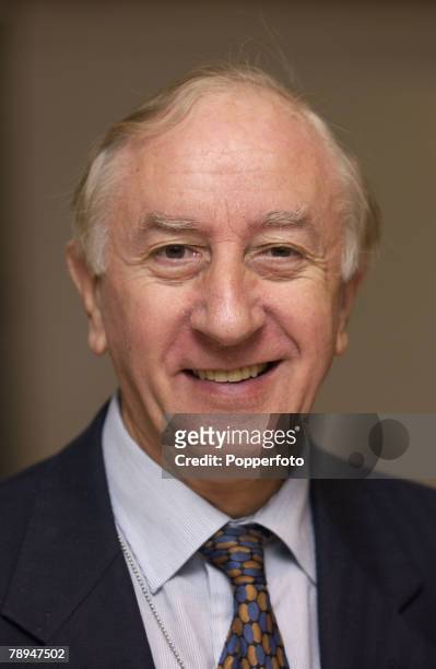 Politics, Brighton, England, 25th September 2003, Liberal Democrats Party Conference, Brian Cotter, MP