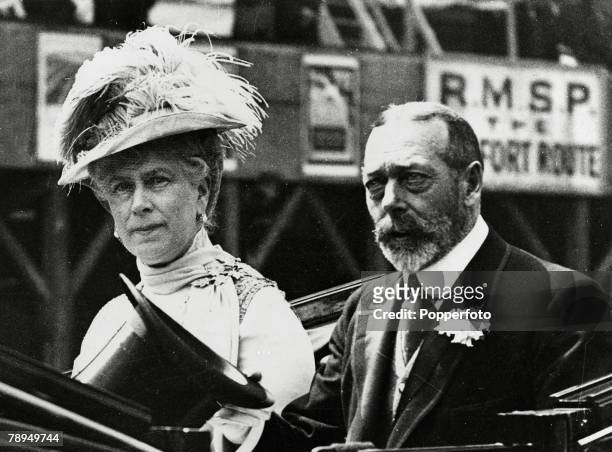 July 1925, HM, King George V with the his Consort, Queen Mary after opening the new Canada Building in London's Trafalgar Square, King George V,...