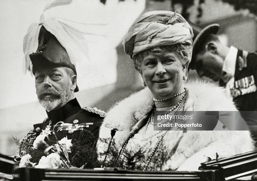 British Royalty. pic: circa 1924. HM. King George V with the his Consort, Queen Mary pictured on a visit to Liverpool. King George V, (1865-1936) reigned from 1910-1936.