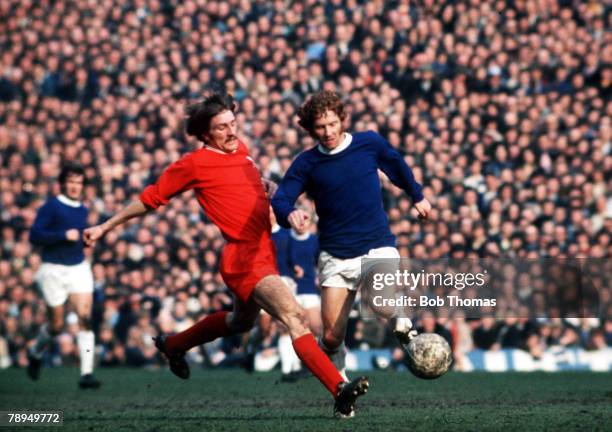 Football, FA Cup Semi Final, Old Trafford, Manchester, 27th March Liverpool 2 v Everton 1, Everton's Alan Ball is challenged for the ball by...