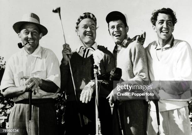 Stage and Screen, Music / Personalities, pic: circa 1950's, Keen golfers, l-r, Bing Crosby,Bob Hope, Jerry Lewis, Dean Martin, American singer Bing...