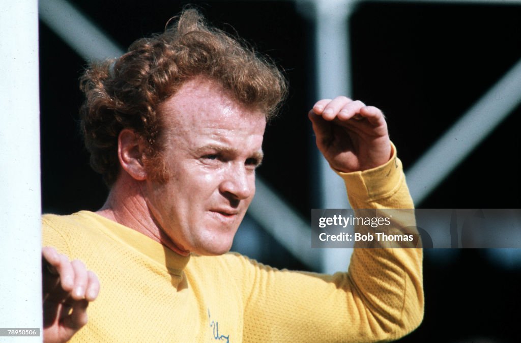 9th September 1972. Victoria Ground, Leeds. Stoke City v Leeds United. Leeds captain Billy Bremner shields his eyes from the sun.