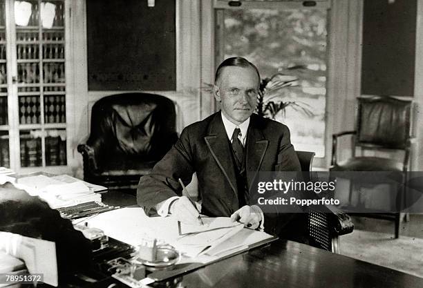 Politics, Personalities, USA, pic: circa 1925, President Calvin Coolidge, portrait, at his desk, Calvin Coolidge became the 30th President of the...