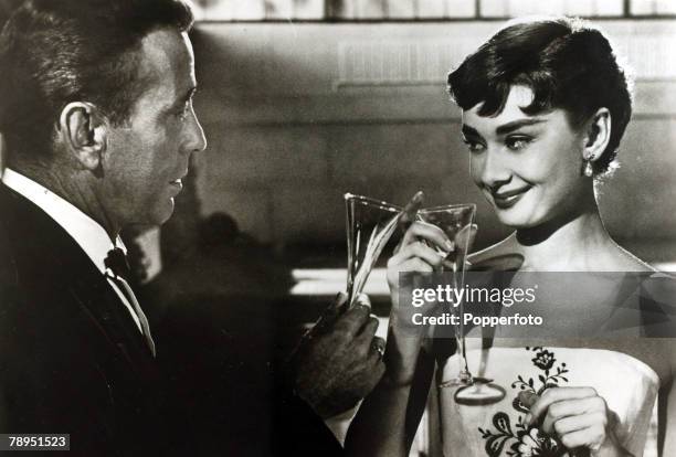 Stage and Screen, Personalities, pic: 1954, Actress Audrey Hepburn ina scene from "Sabrina Fair" with American actor Humphrey Bogart, Audrey Hepburn,...