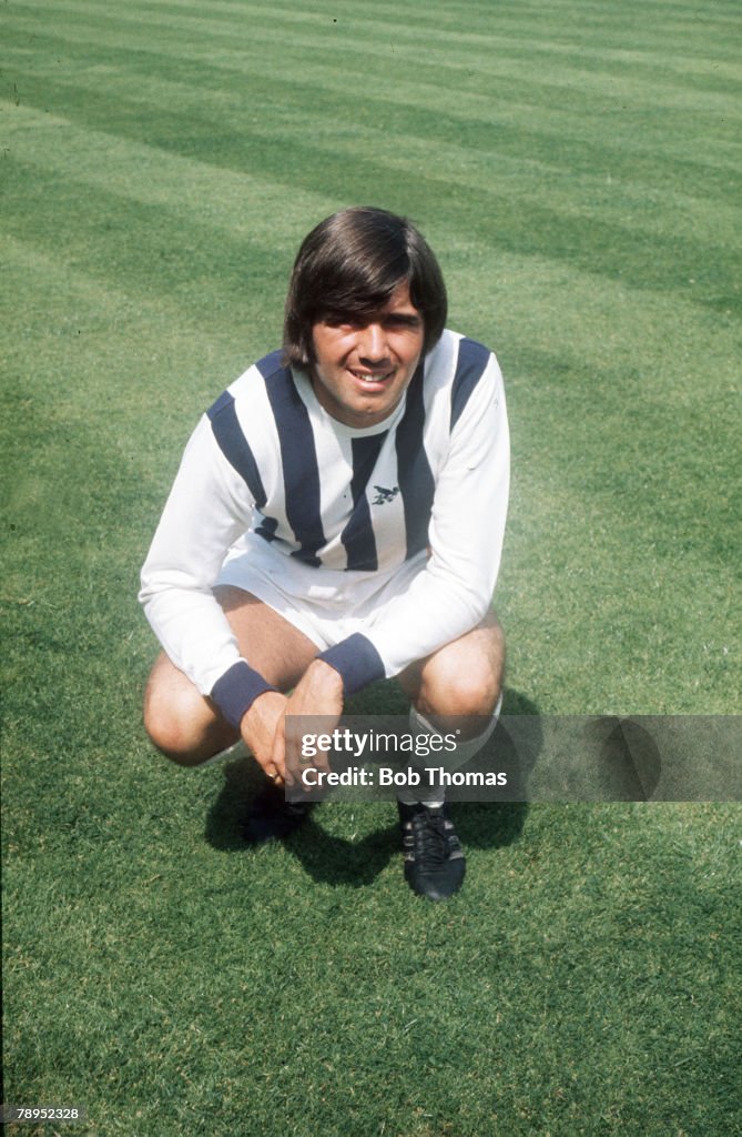 Sport. Football. pic: circa 1970's. Bobby Hope, West Bromwich albion midfield player.