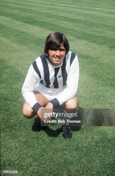 Sport. Football. pic: circa 1970's. Bobby Hope, West Bromwich albion midfield player. Sport. Football. pic: circa 1970's. Bobby Hope, West Bromwich albion midfield player.