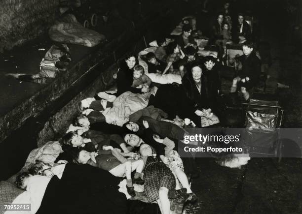 War and Conflict, World War Two, pic: September 1940, Great Britain, Air Raids, The Manchester Canal Air Raid Shelter runs from Central Station,...