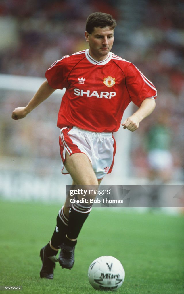 Sport.Football. pic: 18th August 1990. Denis Irwin, Manchester United defender, who won 56 Republic of Ireland international caps 1991-2000.