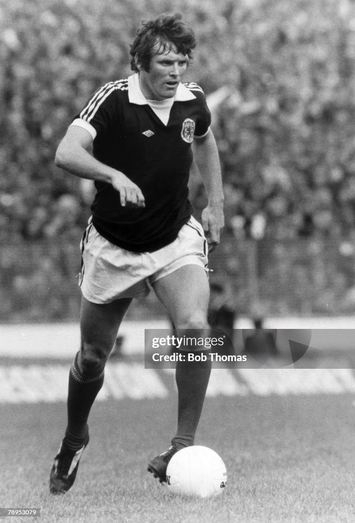 Sport. Football. pic: circa 1976. Eddie Gray, Scotland. Eddie Gray, a skillful and gift left sided attacking player who won 12 Scotland international caps between 1969-1977.