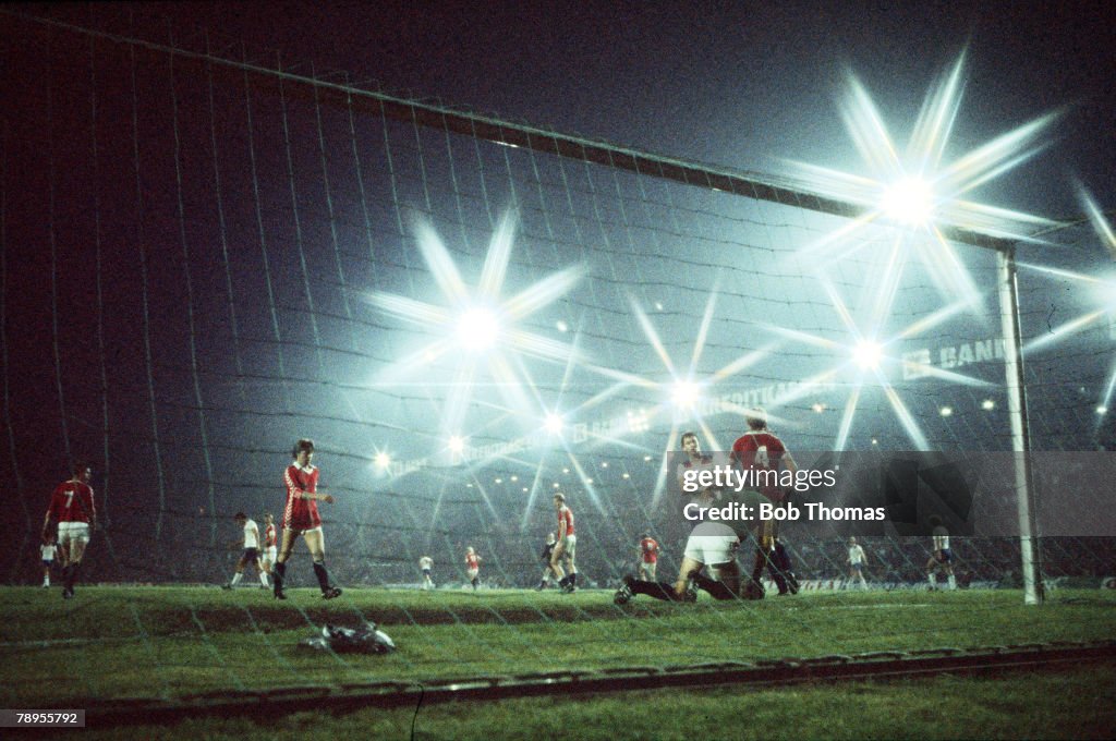 Football. 1982 World Cup Qualifier. Oslo, Norway. 9th September 1981. Norway 2 v England 1. The "candlelit" Ullevaal Stadium in Oslo, the scene of Norway's historic victory.