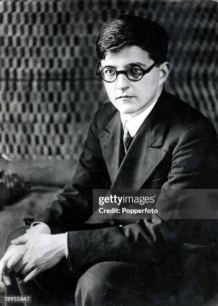 1 000 Shostakovich Stock Photos High Res Pictures And Images Getty 1-000-shostakovich-stock-photos-high-res-pictures-and-images-getty