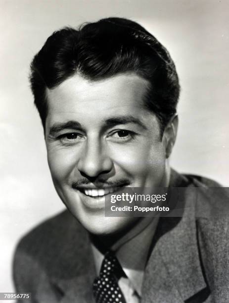 514 Don Ameche Photos & High Res Pictures - Getty Images
