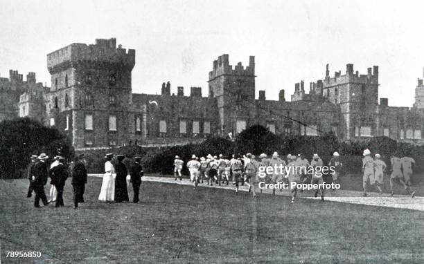 Olympic Games, London, England, Marathon, The start of the race at the East Terrace, Windsor Castle