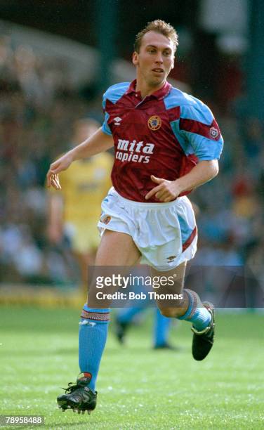 27th October 1990, Division 1, David Platt, Aston Villa midfielder, David Platt won 62 England international caps between 1990-1996