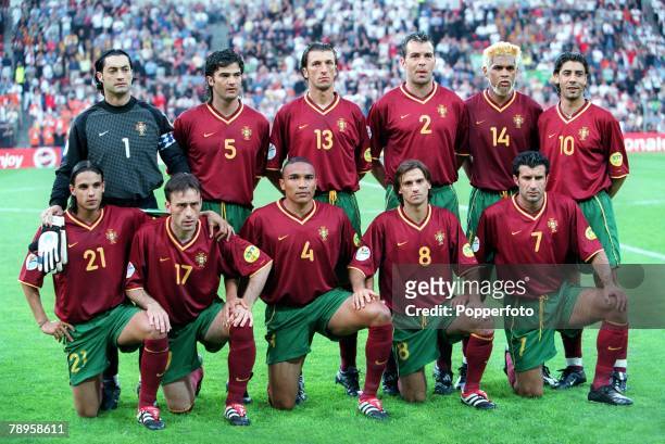 Football, European Championships, ,Portugal v England , Eindhoven, Holland,12th, June Portugal Team line-up, from left to right: , Vitor Baia,...