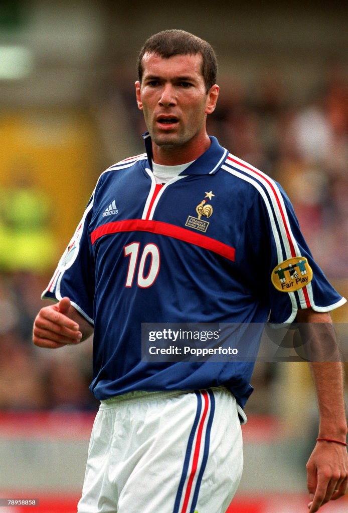 Football. European Championships (EURO 2000). Jan Breydel Stadium, Bruges, Belgium. France 3 v Denmark 0. 11th June, 2000. France+s Zinedine Zidane during the match.
