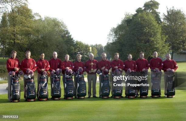 Golf, 34th Ryder Cup Matches, The Belfry, England, 25th September 2002, Europe 15 1/2 beat USA 12 1/2, The American team line-up together with their...