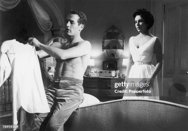 Stage and Screen, Personalities, pic: circa 1958, American actor Paul Newman playing alongside British actress Elizabeth Taylor in the film " Cat On...