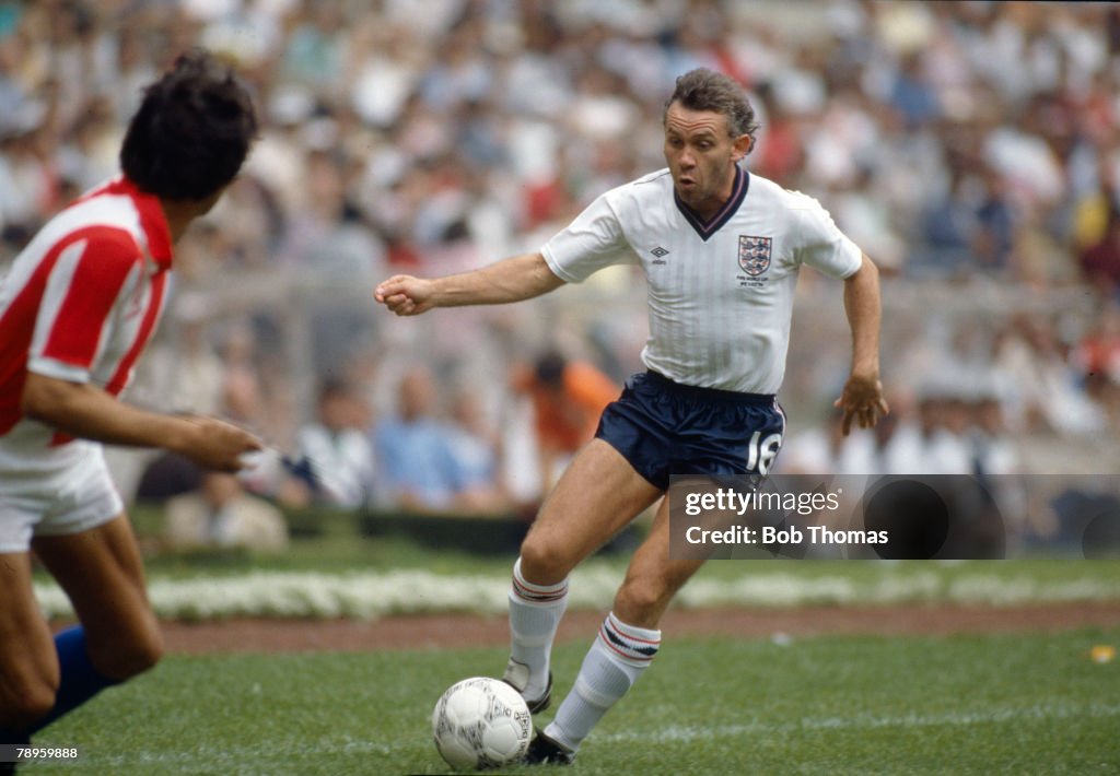 Sport. Football. pic: 18th June 1986. 1986 World Cup Finals in Mexico. England 3 v Paraguay 0. Peter Reid, England.