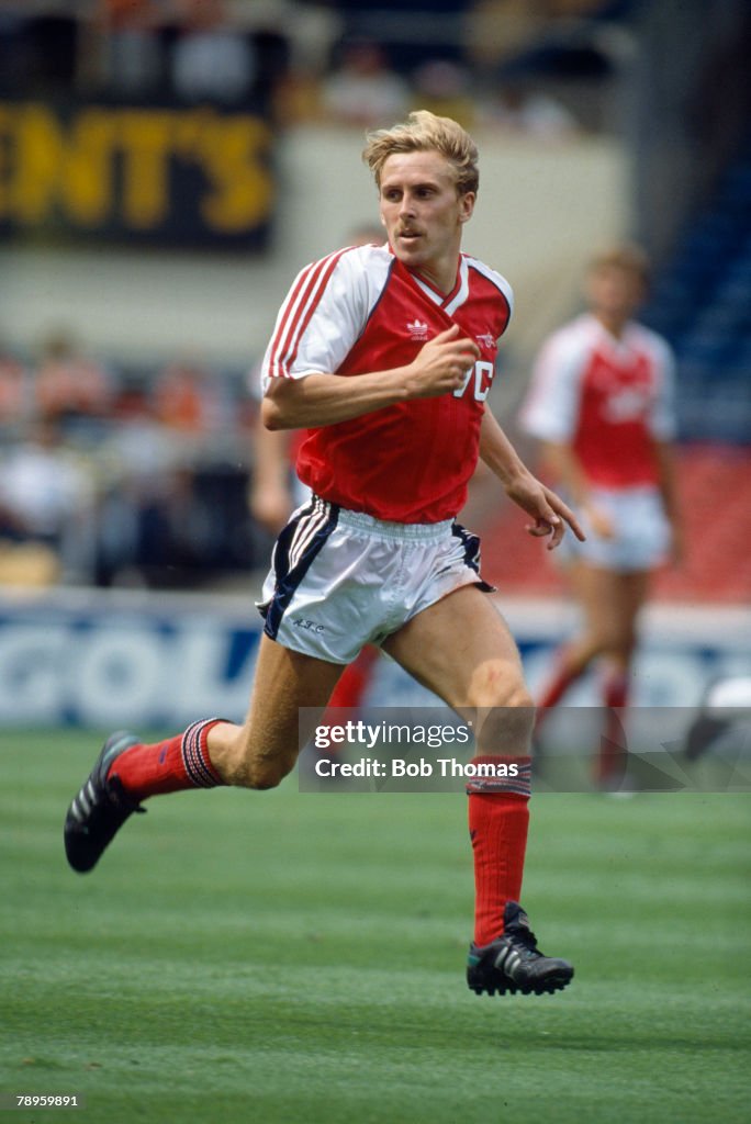 Sport. Cricket. pic: 29th July 1989. The Makita International at Wembley. Kevin Richardson, Arsenal midfielder 1987-1990.