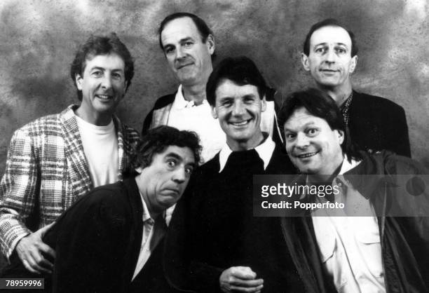 Stage and Screen, Entertainment, Personalities, pic: 1989, The stars of the cult comedy TV, programme of the 1970's "Monty Python's Flying Circus"...