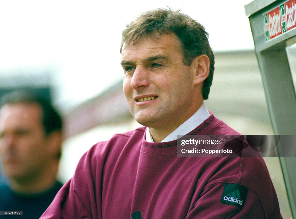 Sport. Football. pic: 4th May 1996. Endsleigh League Division 1. Swindon Town 0 v Stockport County 0. David Jones, Stockport County Manager, who later went on to manage Southampton and Wolverhampton Wanderers.