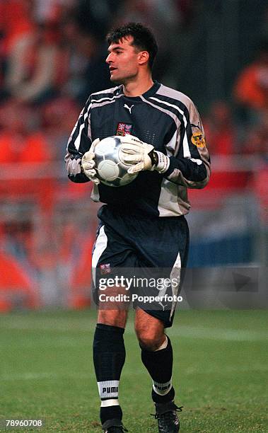 Football, European Championships , Amsterdam Arena, Holland, Holland 1 v Czech Republic 0, 11th June, 2000 Czech Republic+s goalkeeper Pavel Srnicek