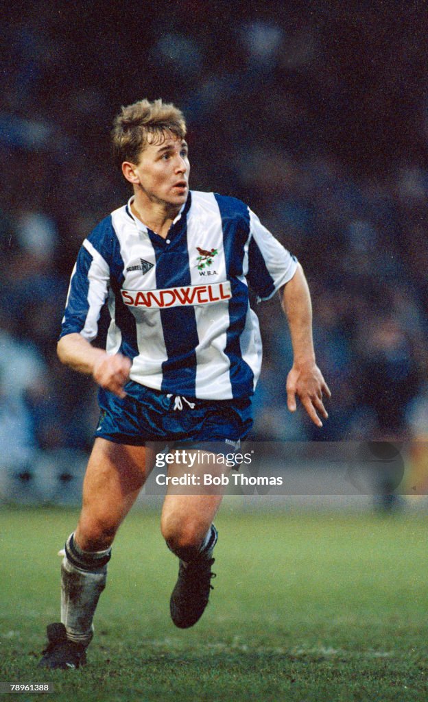 Sport. Football. pic: 29th December 1990. Division 2. Gary Robson, West Bromwich Albion.