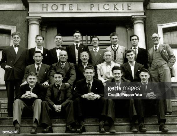 Manchester United Youth Team in Bangor,Northern Ireland at the Hotel Pickie, Back row, l-r, Ian Greaves, Walter Whitehurst, Tommy Barratt, Gordon...