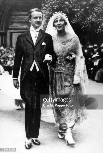 Personalities, Politics, pic: June 1919, The wedding of Alfred Duff Cooper and Lady Diana Manners showing them leaving the church
