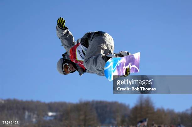 Sport, Winter Olympic Games, Torino, Italy, 10th - 26th February 2006, 13th February, Snowboard, Ladies Halfpipe, Kjersti Buaas of Norway, Bronze...