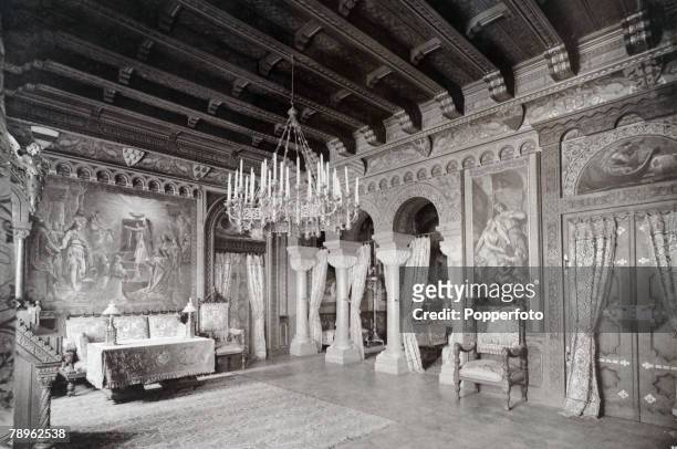 Travel, Bavaria, Germany, Schloss Neuschwanstein interior, One of the very large ornate rooms in the castle