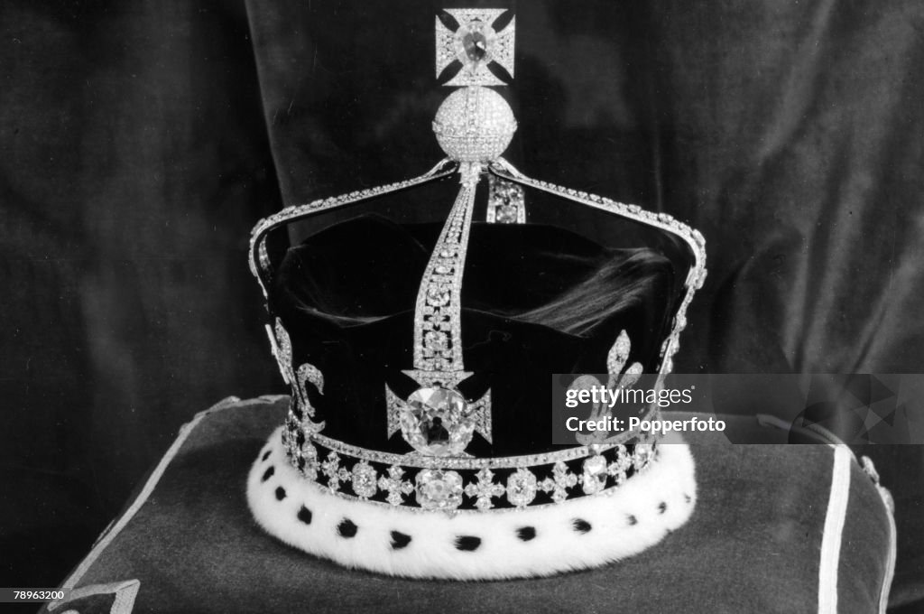 circa 1952, The State Crown of Queen Elizabeth the Queen Mother